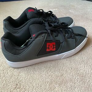DC shoes
